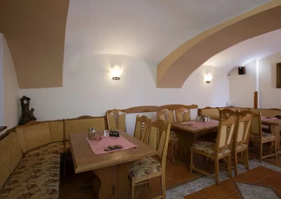 Restaurace 05